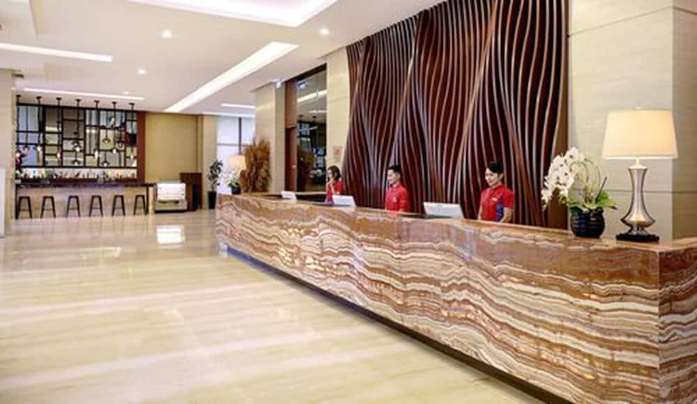 Swiss-Belhotel סורונג מראה חיצוני תמונה