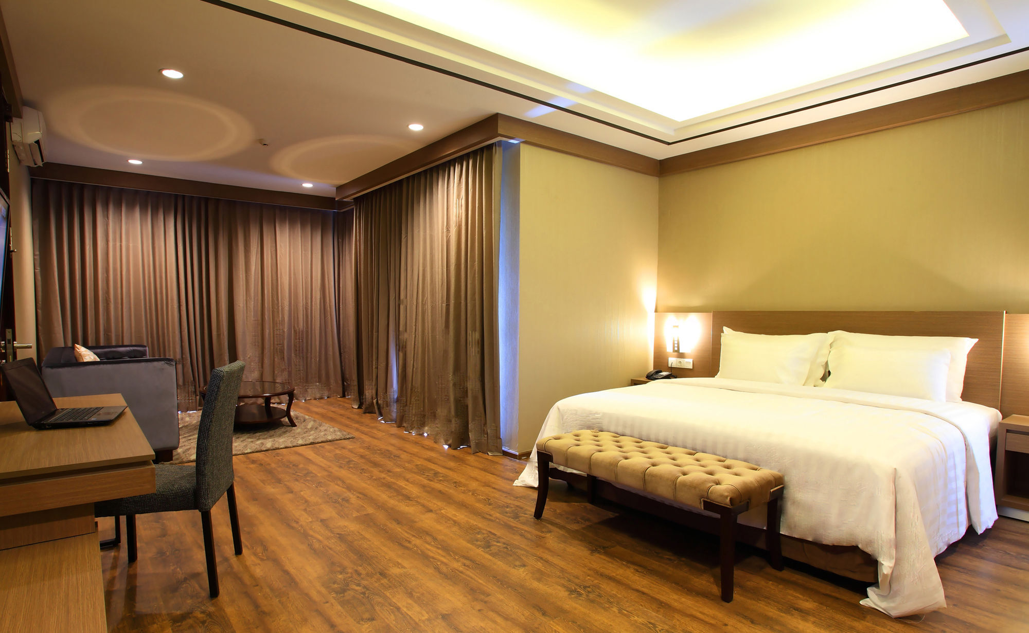 Swiss-Belhotel סורונג מראה חיצוני תמונה